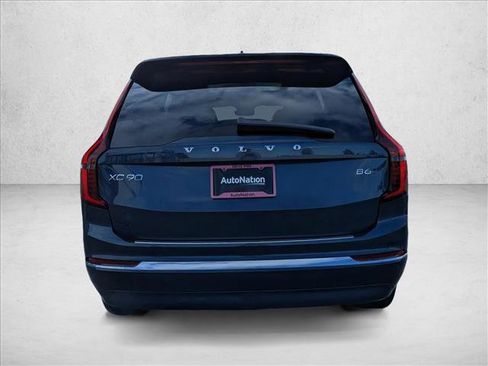New 2026 Volvo XC90 B6 Plus w/ Protection Package Premier image 8