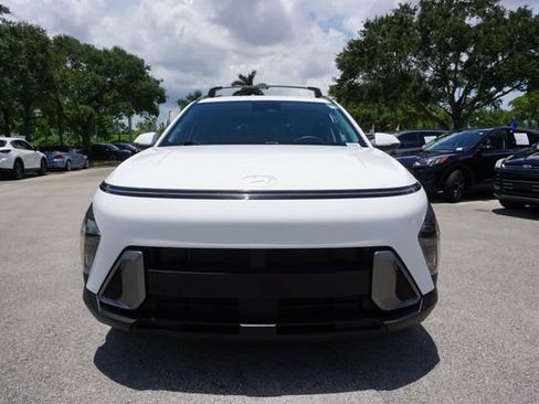 Used 2024 Hyundai Kona SEL w/ Convenience Package FWD image 23