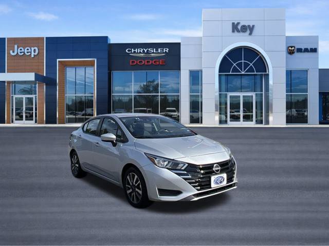 Used 2024 Nissan Versa SV FWD image 7