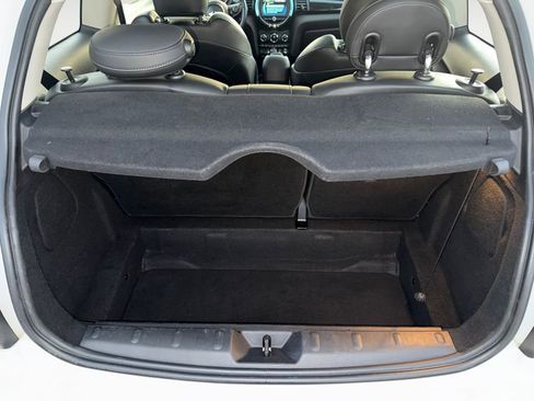 Used 2019 MINI Cooper S w/ Premium Package image 16