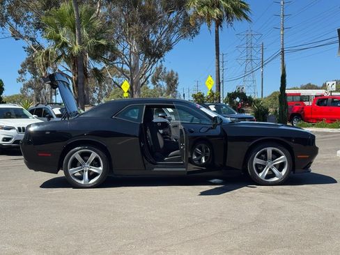 Used 2015 Dodge Challenger SXT w/ Super Sport Group (SS/T) RWD image 29