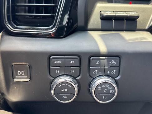 Used 2023 GMC Sierra 1500 AT4X AWD/4WD image 15