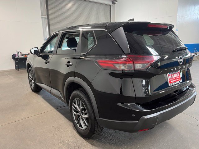 Used 2024 Nissan Rogue S FWD image 5
