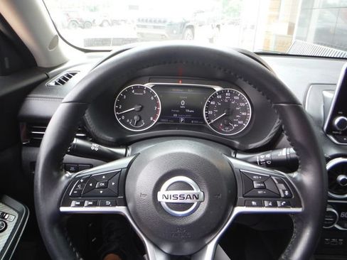 Used 2020 Nissan Sentra SV FWD image 29