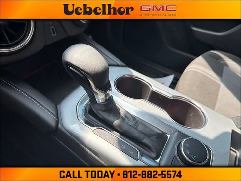 Used 2023 Chevrolet Blazer LT FWD image 29