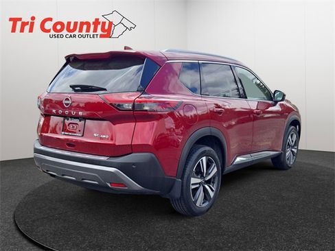 Used 2022 Nissan Rogue SL image 8