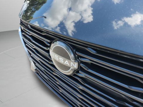 Used 2023 Nissan Altima 2.5 SV FWD image 28