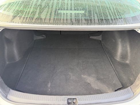 Used 2022 Toyota Corolla LE image 17