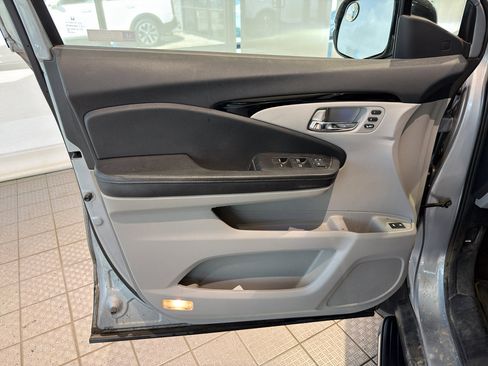 Used 2018 Honda Pilot Elite image 13