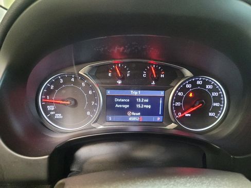 Used 2024 GMC Terrain SLT AWD/4WD image 23