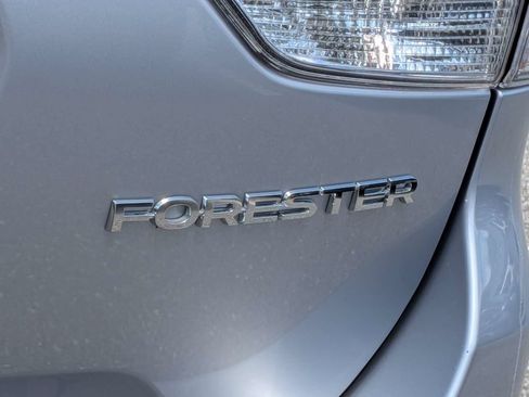 Used 2020 Subaru Forester w/ Alloy Wheel Package AWD/4WD image 12