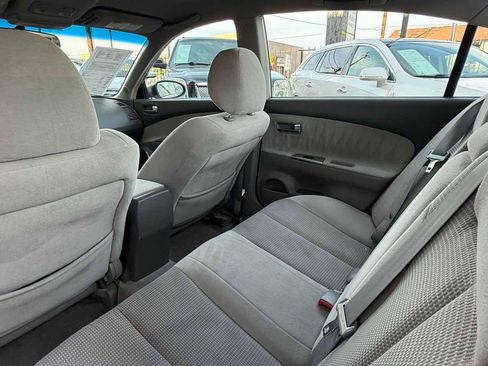 Used 2006 Nissan Altima 3.5 SE FWD image 25