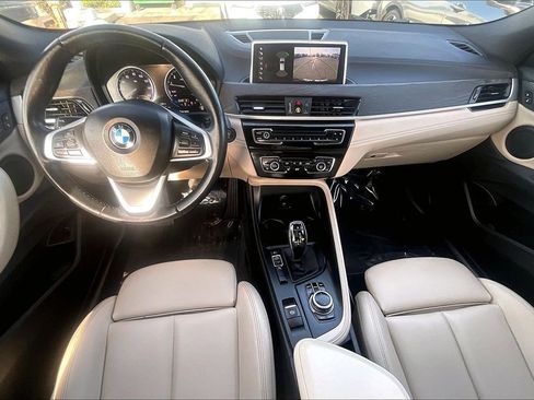Used 2020 BMW X2 sDrive28i w/ Convenience Package image 17