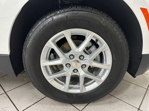 Certified 2024 Chevrolet Equinox LT w/ LPO, Floor Liner Package image 13