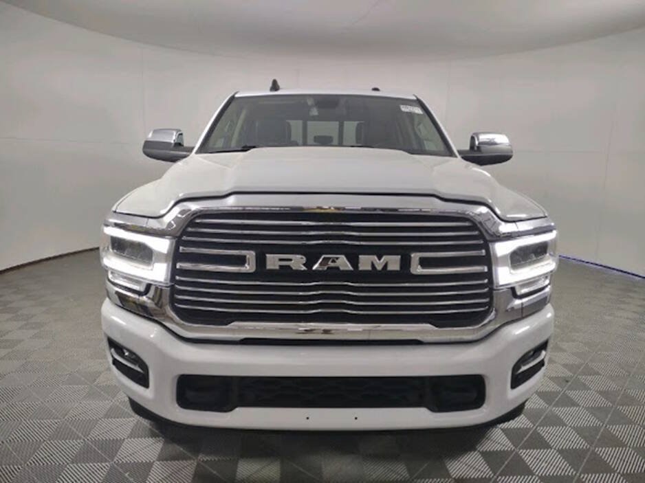 Used 2022 RAM 2500 Laramie AWD/4WD image 4