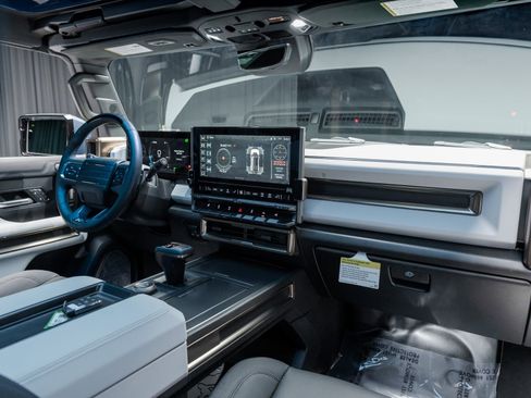 Used 2024 GMC Hummer EV 3X w/ Omega Edition AWD/4WD image 56