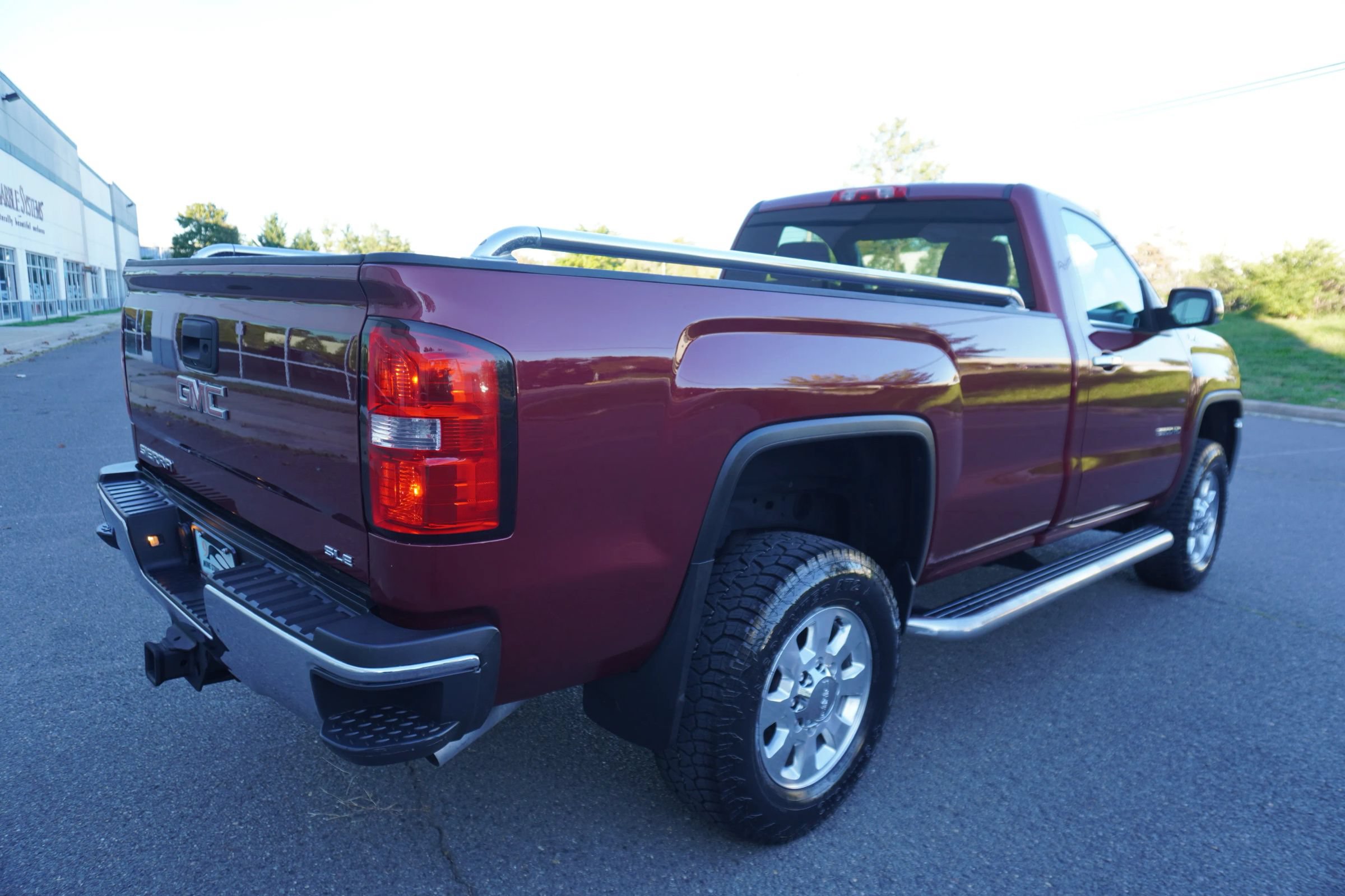 Used 2015 GMC Sierra 2500 SLE w/ SLE Preferred Package AWD/4WD image 7