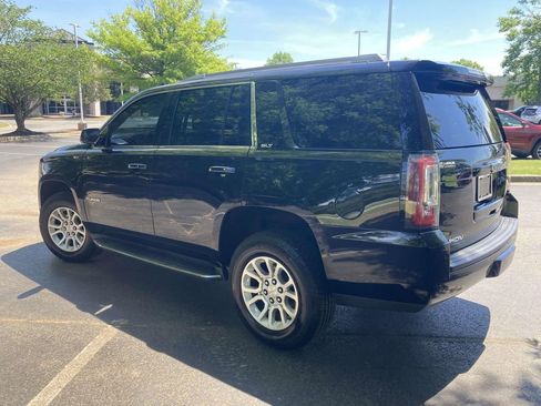 Used 2017 GMC Yukon SLT RWD image 4