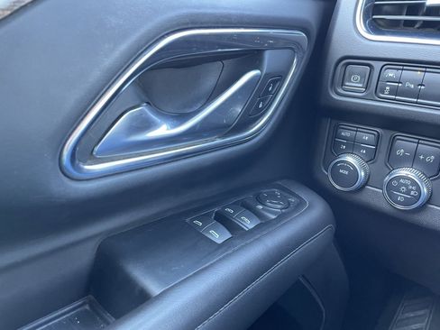 Used 2022 GMC Yukon XL SLE w/ Max Trailering Package image 11