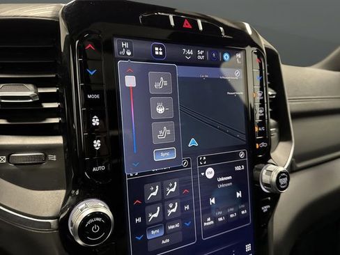 Used 2023 RAM 1500 Laramie image 8