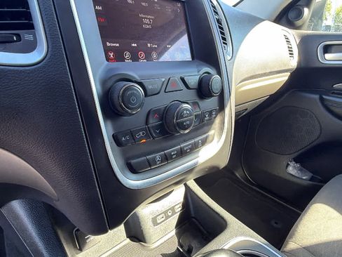 Used 2020 Dodge Durango SXT w/ 3rd Row Seating Group AWD/4WD image 14