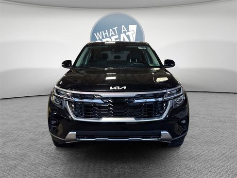 Certified 2024 Kia Seltos S image 9