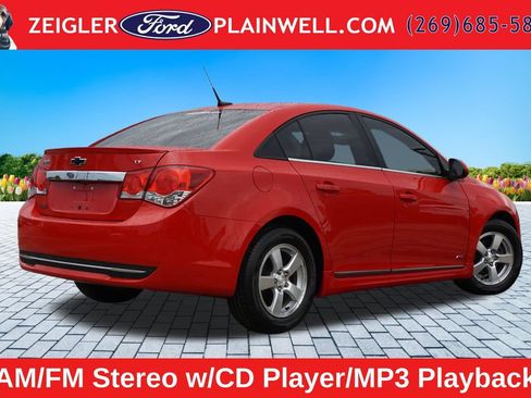 Used 2013 Chevrolet Cruze LT w/ RS Package FWD image 5