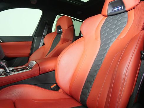 Certified 2025 BMW X6 M Competition w/ Executive Package image 13