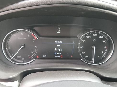 Used 2023 Cadillac XT4 Premium Luxury w/ Cold Weather Package FWD image 4