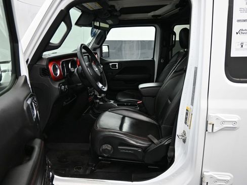 Used 2020 Jeep Gladiator Rubicon image 10