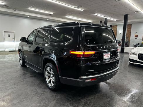 Used 2022 Jeep Wagoneer Series II image 7
