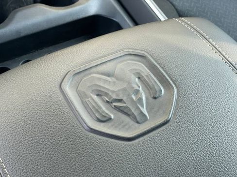 Used 2024 RAM 1500 Laramie AWD/4WD image 40