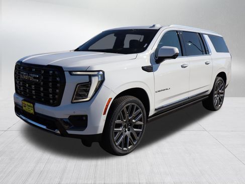 New 2026 GMC Yukon XL Denali Ultimate AWD/4WD image 3