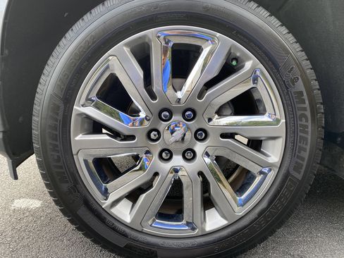 Used 2019 Chevrolet Silverado 1500 High Country w/ High Country Premium Package image 49