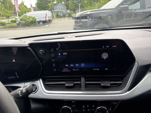 Used 2024 Chevrolet Trax LT FWD image 26