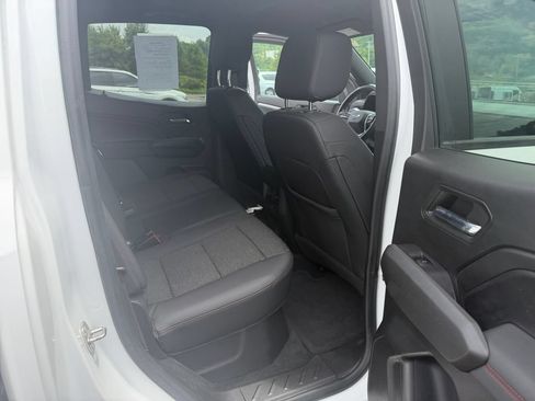 Certified 2023 Chevrolet Colorado Z71 w/ Z71 Convenience Package 2 AWD/4WD image 27