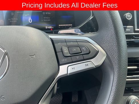 Used 2022 Volkswagen Taos S FWD image 15