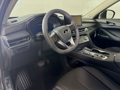 Certified 2026 INFINITI QX60 Luxe w/ Cargo Package FWD image 11
