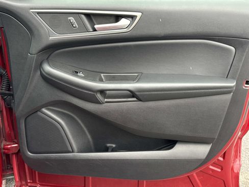 Used 2021 Ford Edge SEL w/ Convenience Package image 24