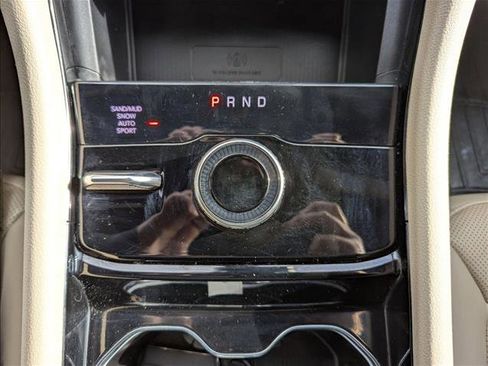 Used 2023 Jeep Grand Cherokee Limited w/ Luxury Tech Group II image 12