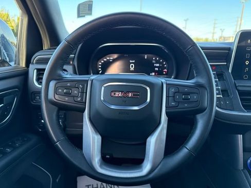 Used 2024 GMC Yukon XL SLT w/ SLT Luxury Package AWD/4WD image 20