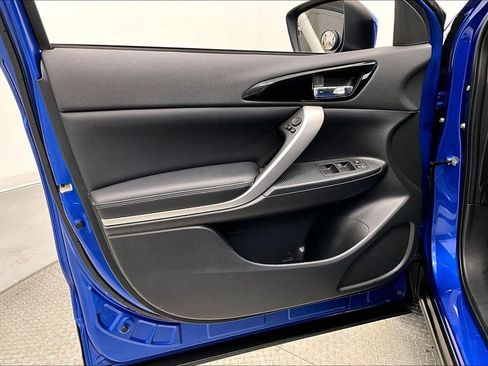 Used 2022 Mitsubishi Eclipse Cross AWD image 17
