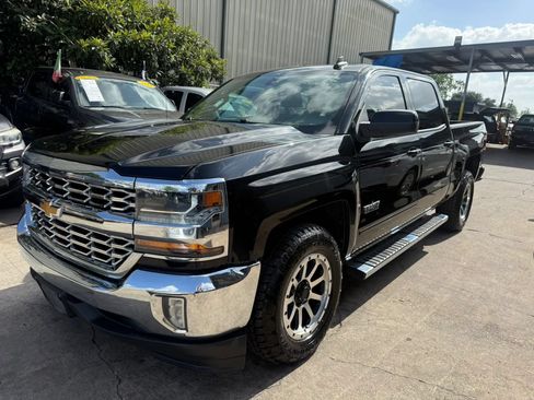 Used 2017 Chevrolet Silverado 1500 LT w/ Texas Edition RWD image 3