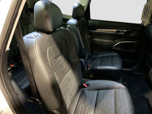 Used 2022 Kia Telluride SX w/ SX Prestige Package image 30