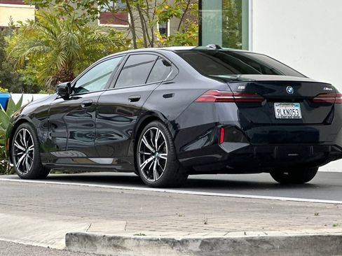 Used 2024 BMW i5 M60 w/ Premium Package AWD/4WD image 5