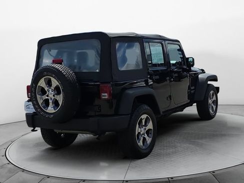 Used 2017 Jeep Wrangler Unlimited Sport AWD/4WD image 5