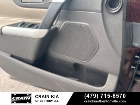 Used 2012 Ford Edge SE image 26