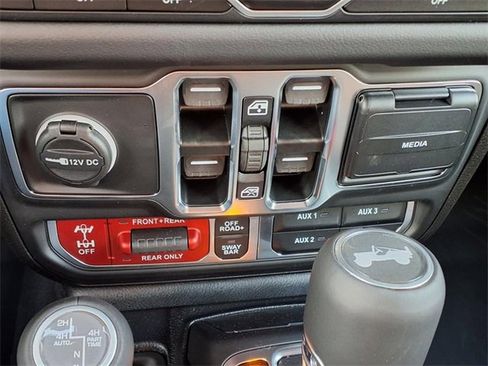 New 2025 Jeep Wrangler Unlimited Rubicon image 7