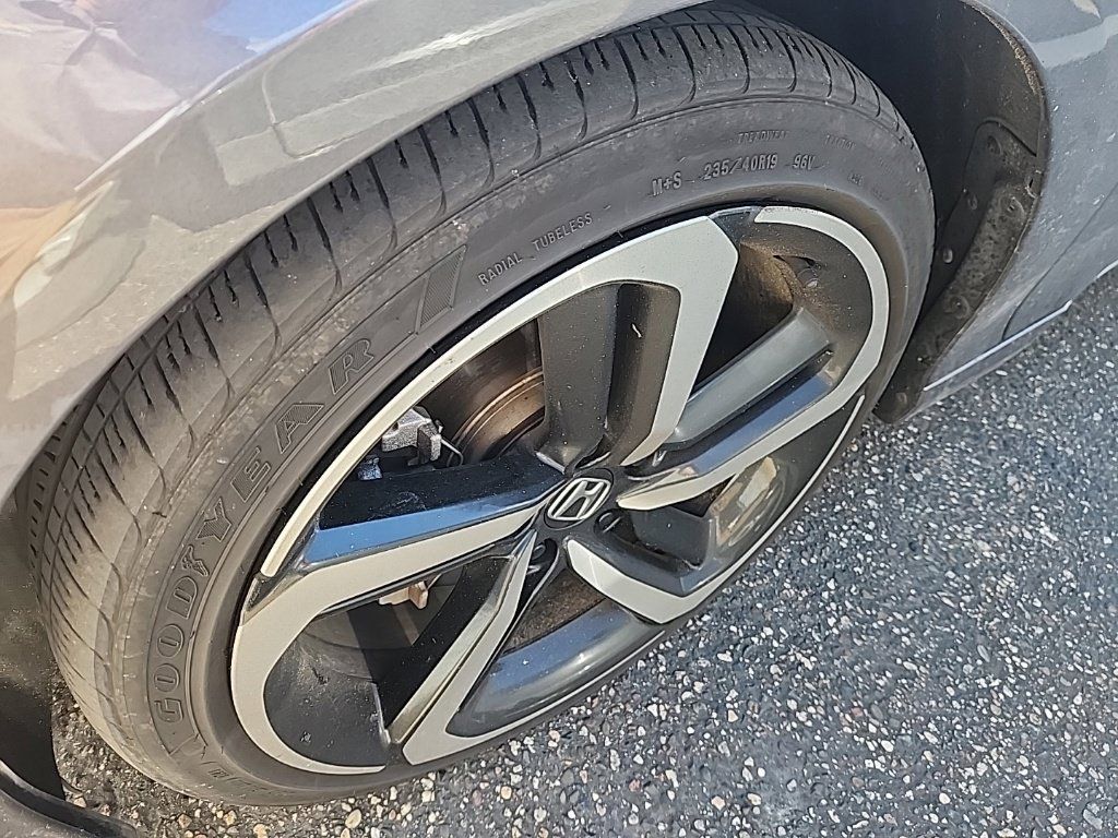 Used 2020 Honda Accord Sport image 9