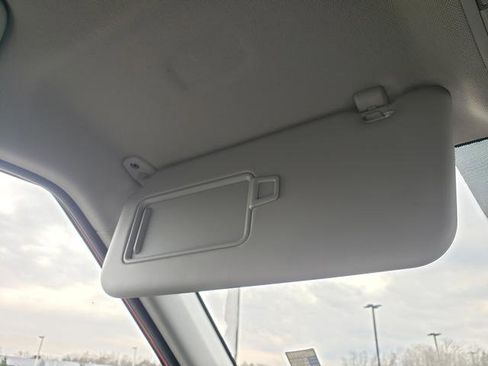 Certified 2023 Kia Soul LX w/ LX Technology Package FWD image 31